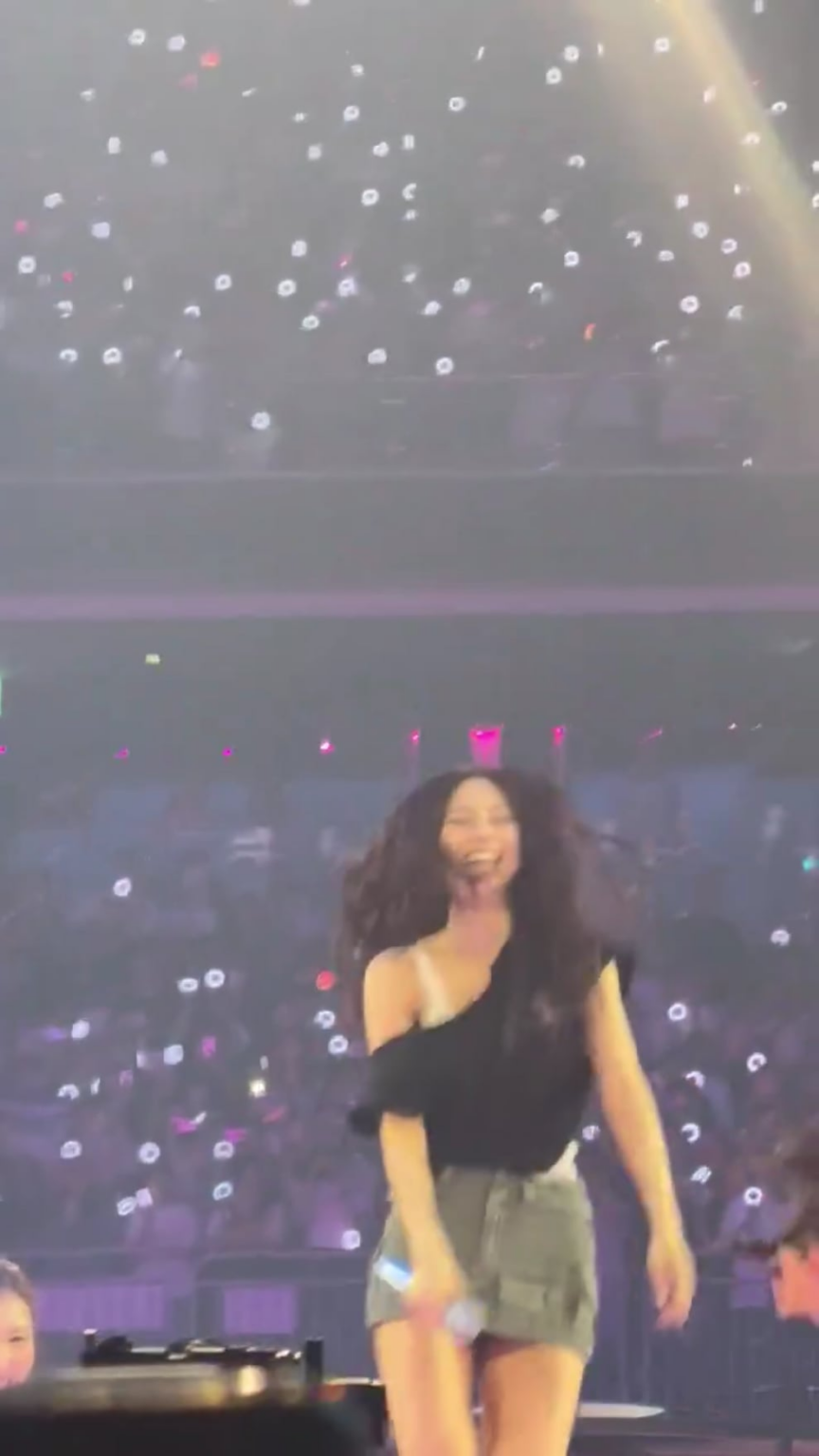 250719 تحديث Chaerskoo Twitter يؤدي مرتين الأغنية مرتين للظهور