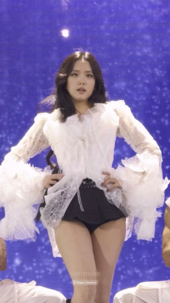 250722 Jisoo - زلزال (Torronto)