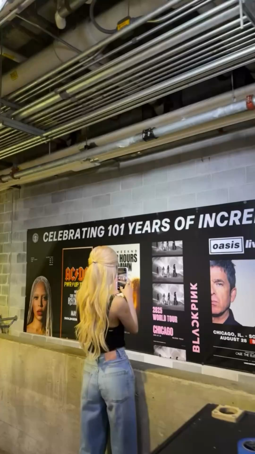 250719 تحديث قصة Rosé IG
