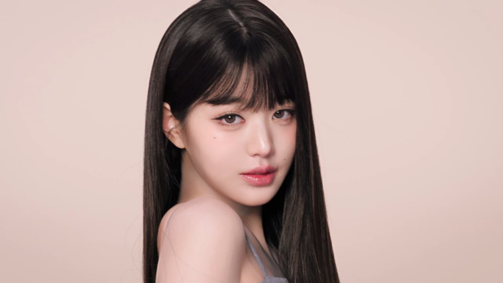 250707 Wonyoung - Dyson Airstrait referener cf