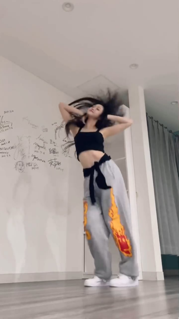 250717 Blackpink - "Jump" Challenge by Mire (Tri.Be)