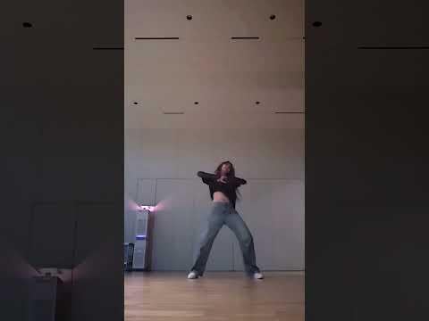 Le Sserafim Huh Yunjin - Killin 'It Girl (Orig. BTS J -Hope) (Dance Challenge) (250705)