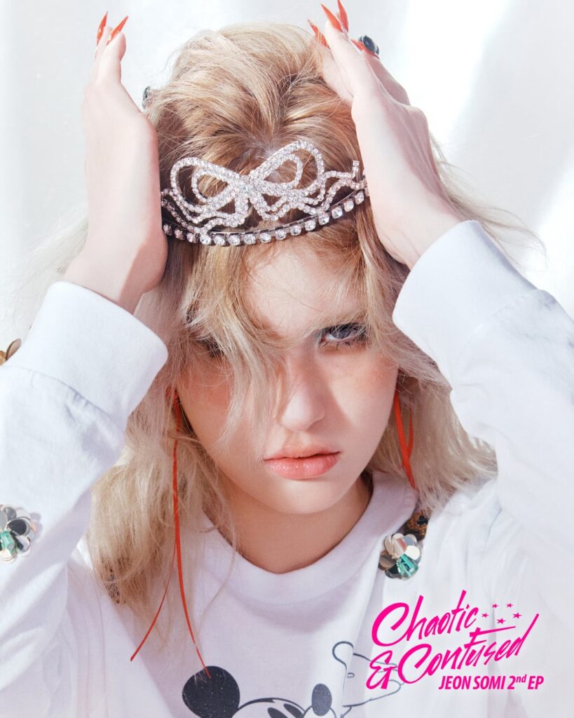 Jeon Somi - The 2nd EP: Chaotic & Confused (صور دعابة عودة)