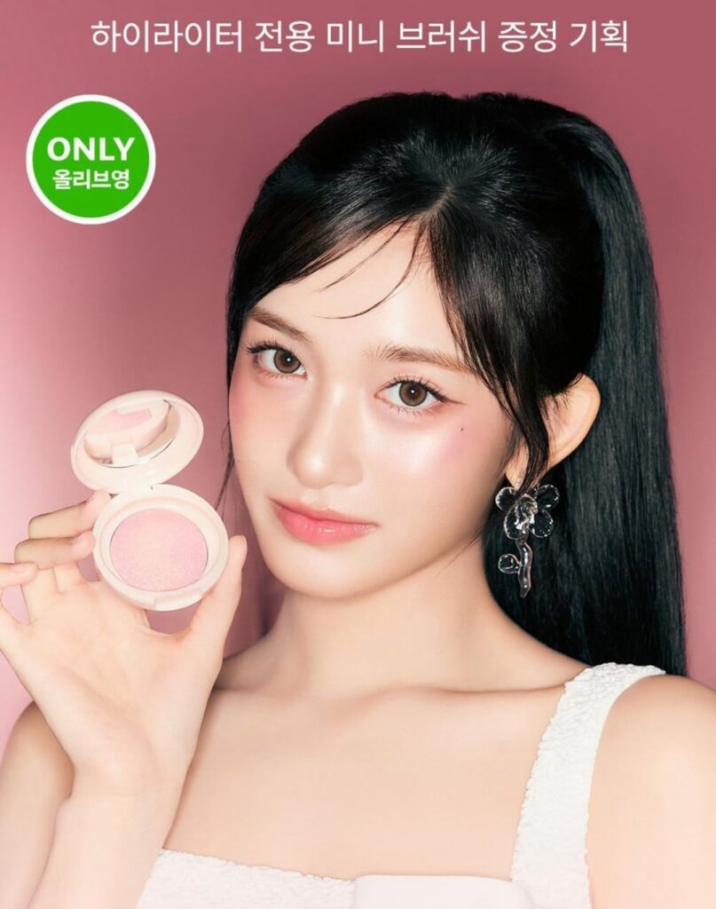 تم اختيار Ive Leeseo كسفير جديد لعلامة Makeup Saem