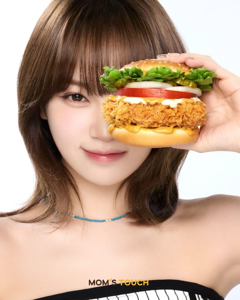 250711 Mom's Touch Instagram Update مع Le Sserafim