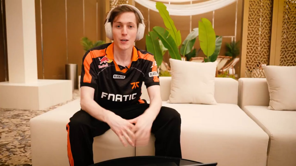 250712 تحديث Twitter fnatic - بالطبع ، كان على Boaster أن يتفاعل مع مرتين وهذا هو ل MV 🫡