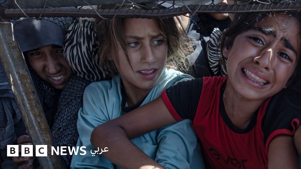 "لماذا يسمح العالم بتجويع أطفال غزة عمداً؟" - الغارديان