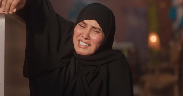 جريدة البلاد | زهرة عرفات تخطف الأضواء في “أمي”