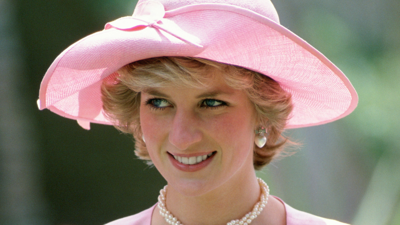 الأميرة الراحلة ديانا.. ملهمة الملايين وأيقونة الموضة