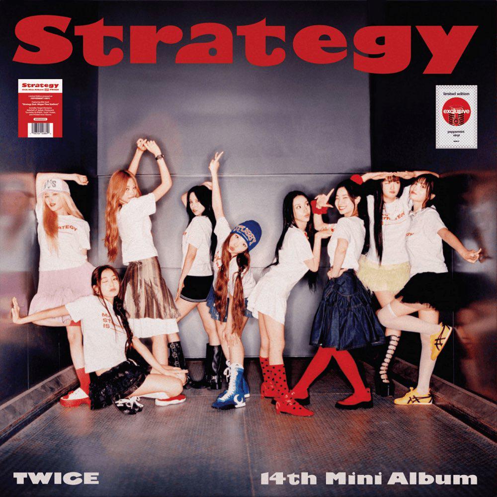 250725 Talk of the Charts Twitter Update - عمل مرتين "الإستراتيجية". يهدف Megan You Stallion لأول مرة في حوالي #90 على Billboard Hot 100 بناءً على توقعات منتصف الأسبوع