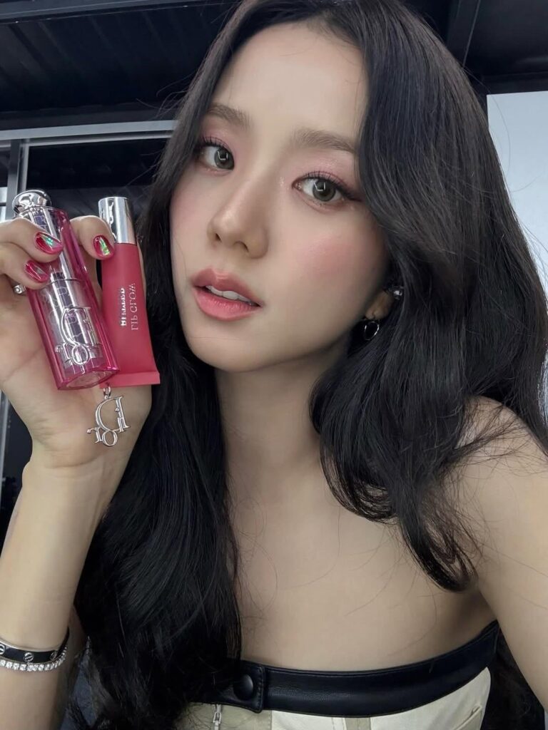 250709 تحديث JISOO IG
