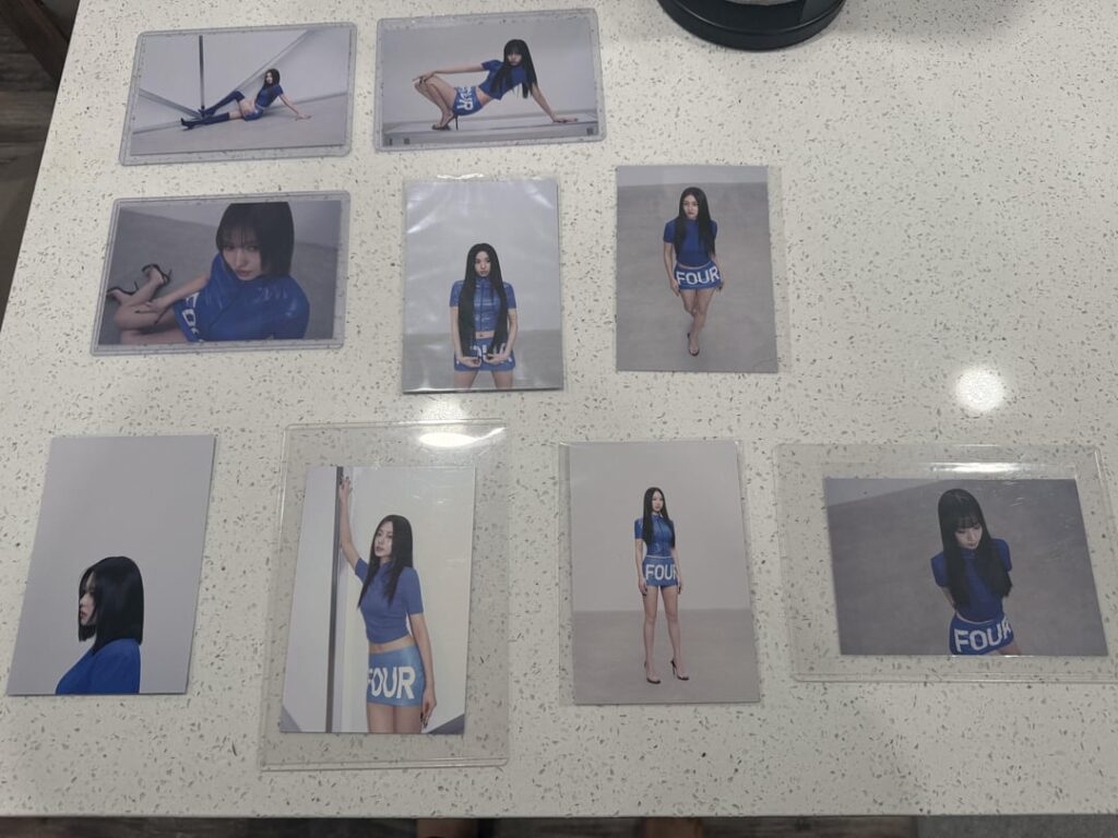 أخيرًا ، حصلت على جميع البطاقات البريدية الموقعة اليوم ، يمكنني أن أموت سعيدًا الآن