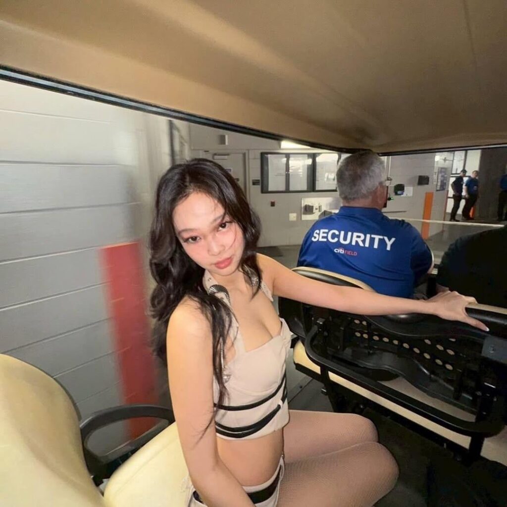 250730 تحديث جيني إنستغرام