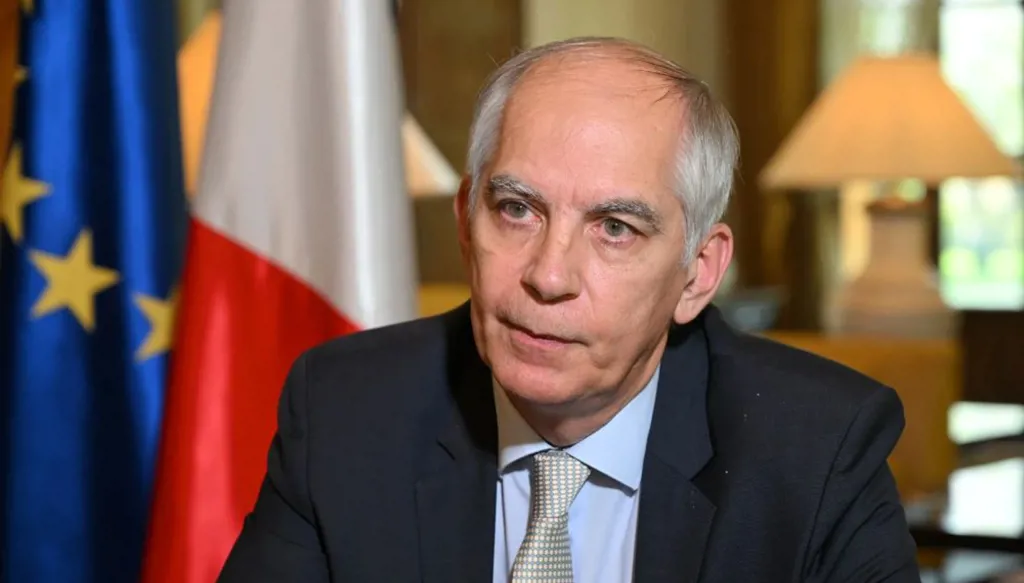 السفير الفرنسي في لبنان هيرفيه ماغرو.