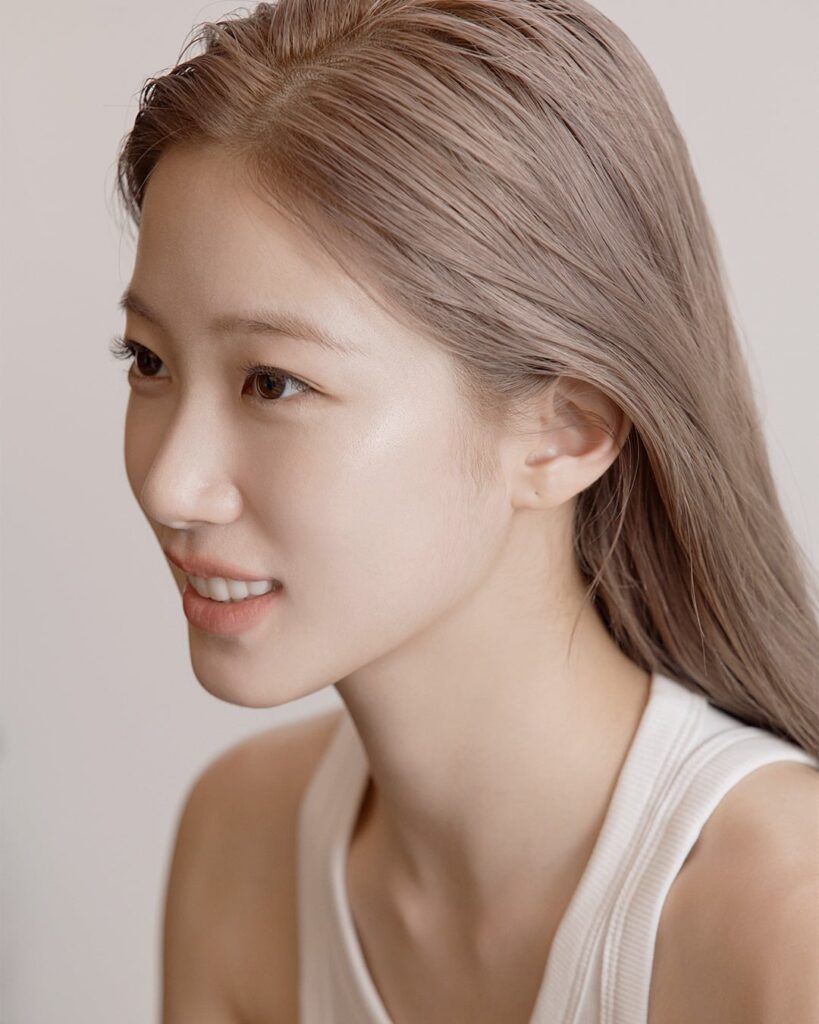 250729 تحديث Vidivici Korea Instagram مع Kazuha