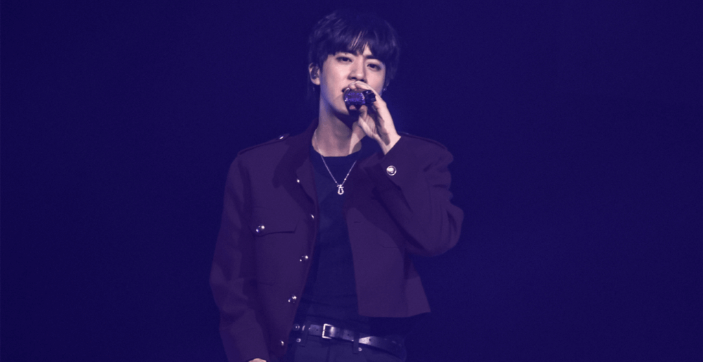 BTS Jin - جولة Jin Solo تجلب السعادة والكثير من المرح لـ Dallas @ Dallas Observer (250723)