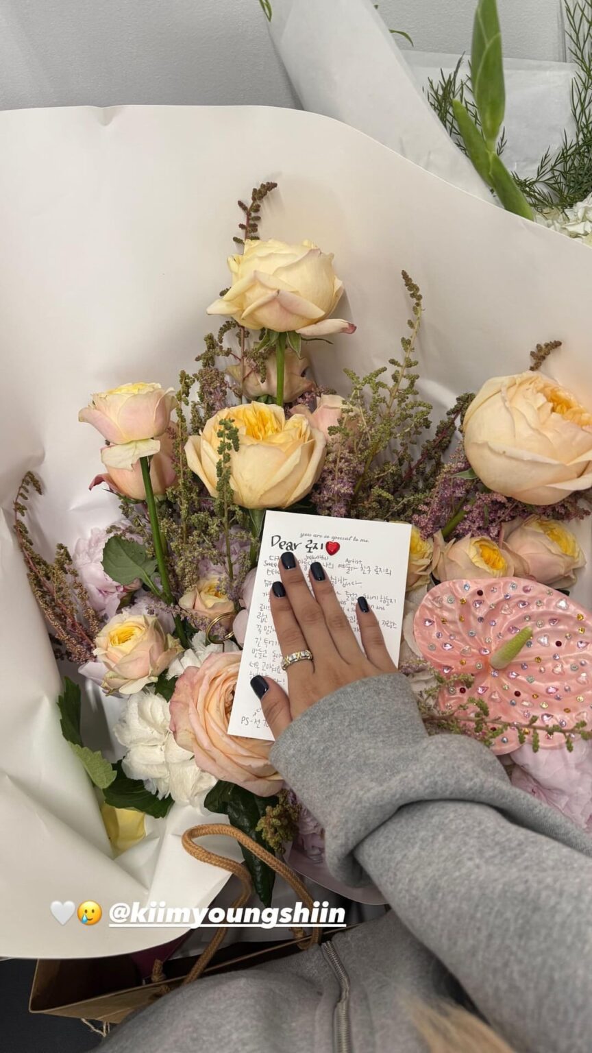 250706 تحديث قصة Rosé IG