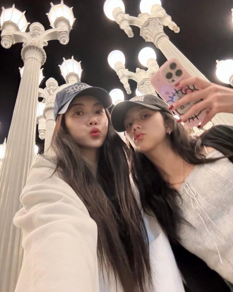 250718 Y_AR1492 IG UPDATE W/ JISOO
