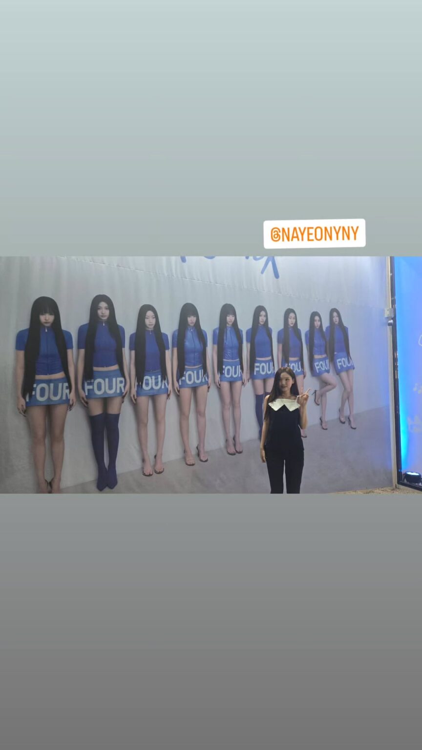 250708 تحديث قصة Jeongyeon Instagram - مع Nayeon و Momo