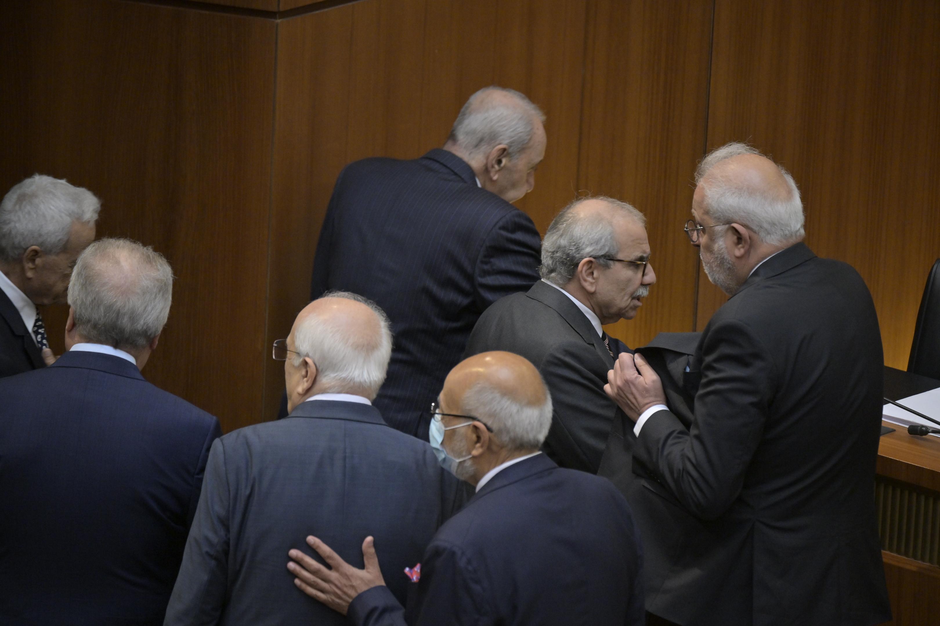 جلسة مجلس النواب (نبيل اسماعيل).