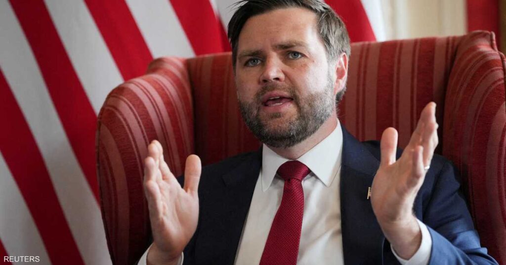 نائب ترامب: لا أعرف ما الذي يعنيه الاعتراف بدولة فلسطينية نائب ترامب: لا أعرف ما الذي يعنيه الاعتراف بدولة فلسطينية