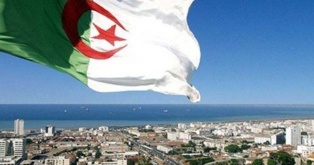 الجزائر ترفض "بشكل قاطع" إجراء وزارة الخارجية الفرنسية