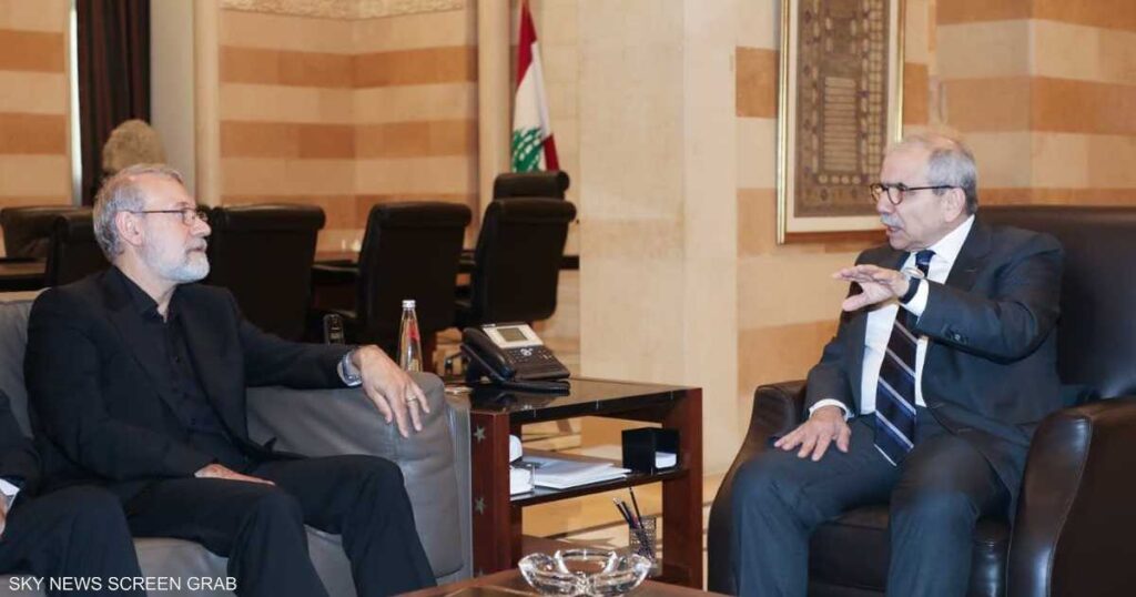 زيارة لاريجاني إلى لبنان.. رسائل إيرانية تصطدم بجدار السيادة