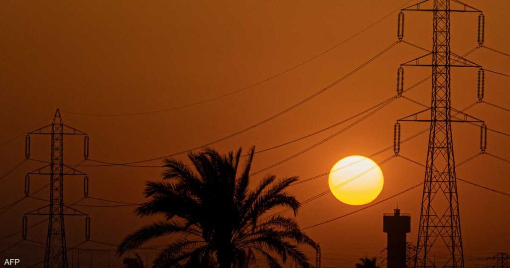 “رقم تاريخي” لاستهلاك الكهرباء في مصر.. ما السبب؟ "رقم تاريخي" لاستهلاك الكهرباء في مصر.. ما السبب؟