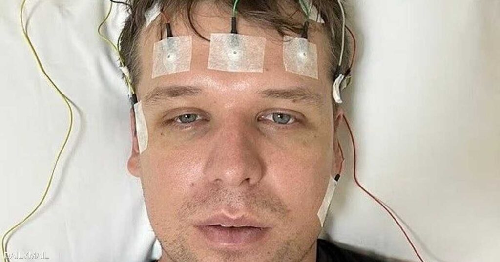 لغز طبي.. حالة مرعبة لرجل لم ينم منذ عامين