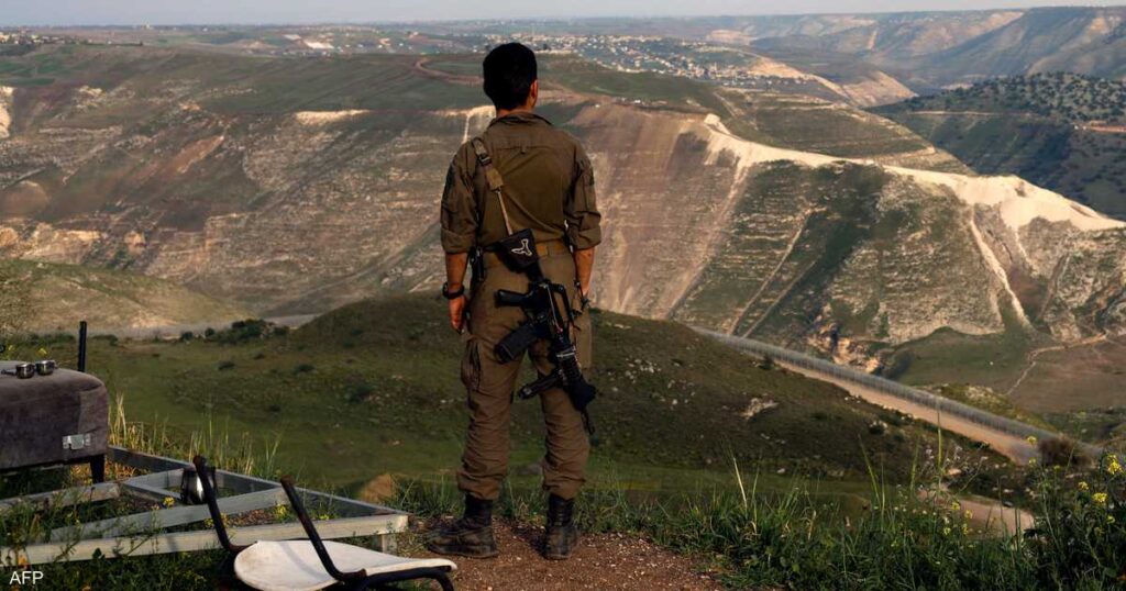 مكتب نتنياهو يعلق على “صفقة جبل دوف والجولان” مع سوريا مكتب نتنياهو يعلق على "صفقة جبل دوف والجولان" مع سوريا