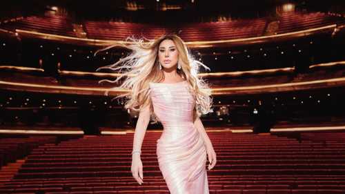 نجوى كرم توجه رسالة للجمهور التونسي بعد حفل قرطاج