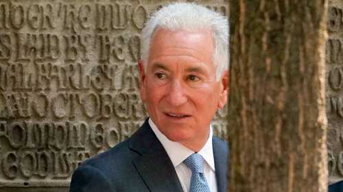 السفير الأمريكي لدى فرنسا تشارلز كوشنر