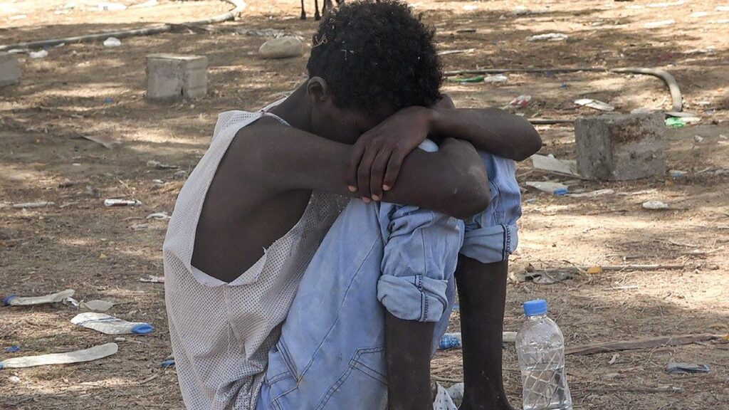 البابا يعرب عن ألمه لفقدان مهاجرين كثيرين حياتهم جراء غرق مركب قبالة سواحل اليمن - Vatican News