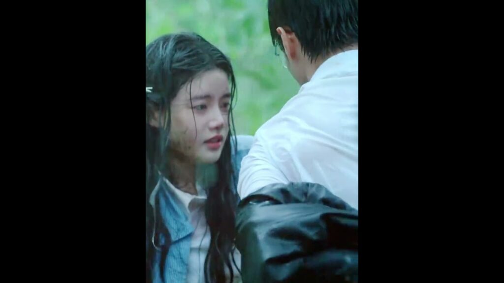 يأتي لانقاذها 💔 #ذروة_شبابنا #summitofouryouth #sunzhenni #chenjingke #youku #shorts يأتي لانقاذها 💔 #ذروة_شبابنا #summitofouryouth #sunzhenni #chenjingke #youku #shorts