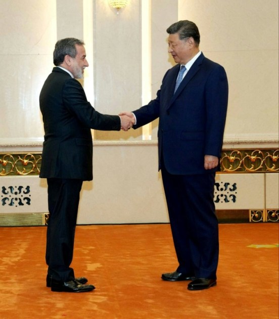 الصين تعارض تلويح الأوروبيين بإعادة فرض عقوبات على إيران