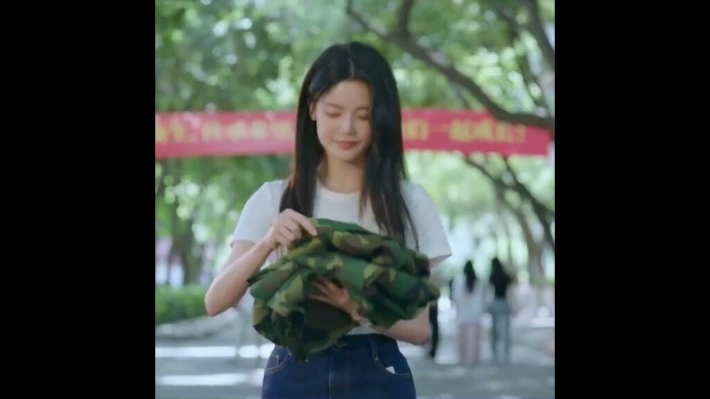 أتجنبك لأني أحبك 💔 #ذروة_شبابنا #summitofouryouth #sunzhenni #chenjingke #youku #shorts