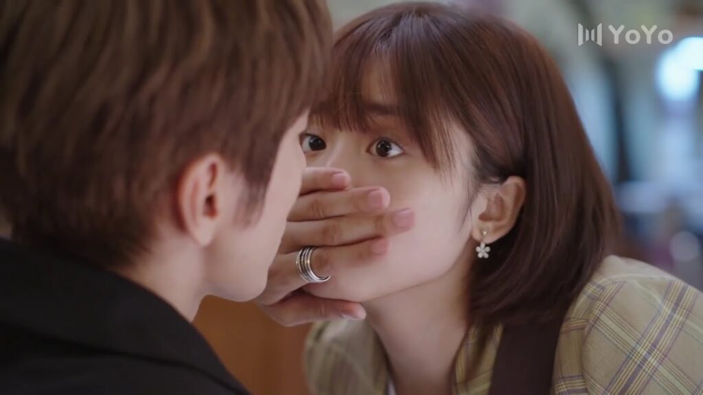 لا اسمح لك ان تسرقـي مني قبـلة من اول لقاء🔥(عد نجومك المحظوظة )