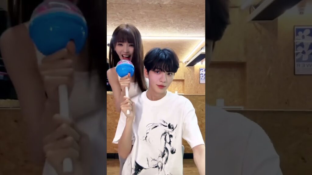 تغيري! أظهري صديقتي الحميمة#DeepAffectionEyes #zhangyuxi #biwenjun