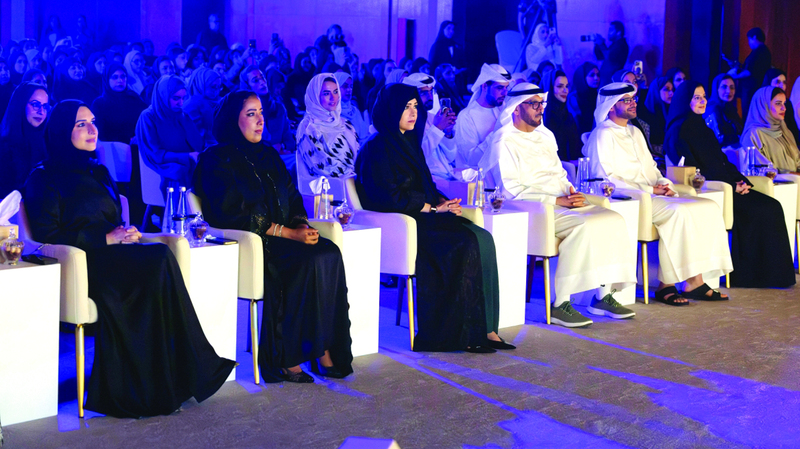بحضور لطيفة بنت محمد أقيم &laquo;منتدى المرأة الإماراتية&raquo; تزامناً مع مرور 10 سنوات على بدء الاحتفال بـ&laquo;يوم المرأة الإماراتية&raquo;. من المصدر