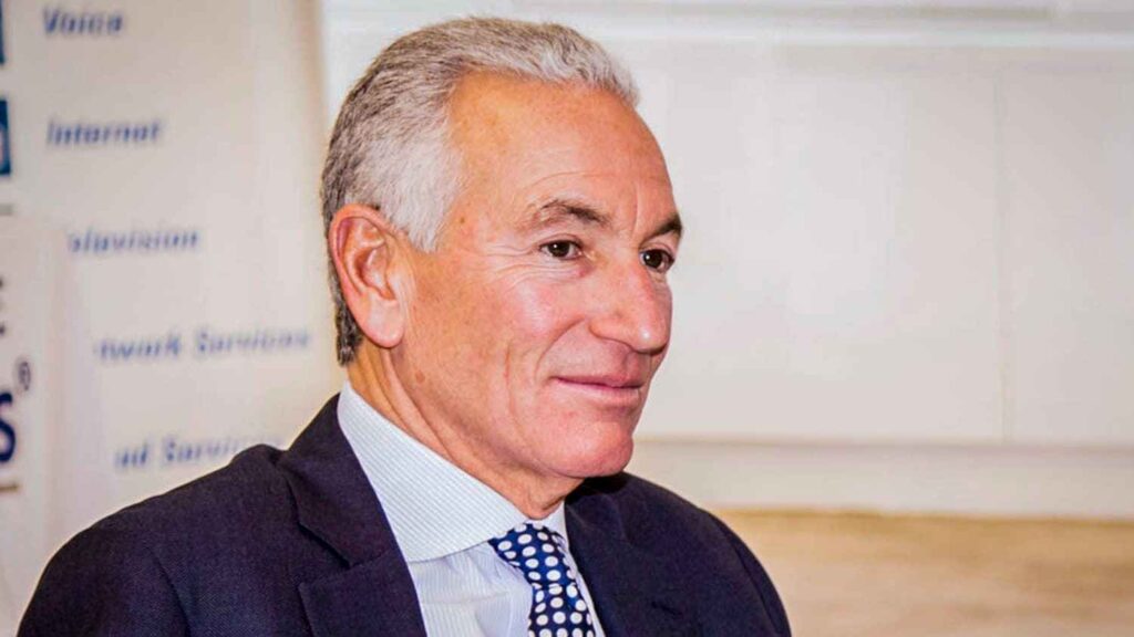 ضغوط شعبية وغربية.. زيلينسكي يتراجع عن تشريع يهدد استقلالية مكافحة الفساد