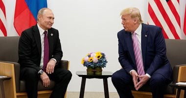 تقارير: ترامب لن يناقش مسألة “تقسيم الأراضى” مع بوتين فى قمة ألاسكا اللقاء المرتقب بين ترامب وبوتين سيكون فى مدينة أنكوريج بولاية ألاسكا