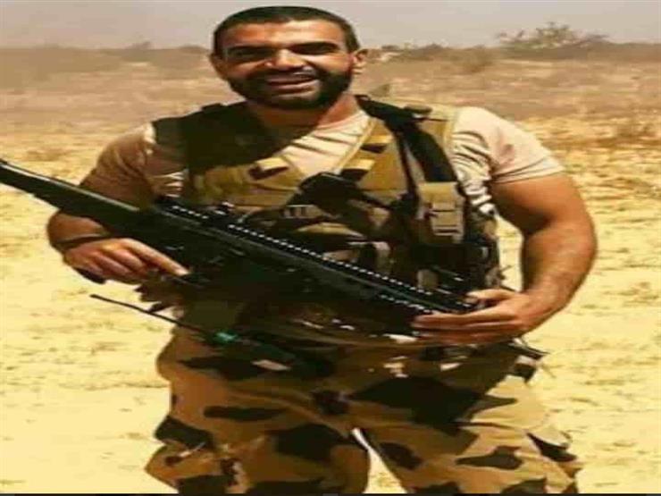 كواليس لحظة مؤثرة.. ابنة “منسي” تُفاجأ بصورته في منهجها الجديد كواليس لحظة مؤثرة.. ابنة "منسي" تُفاجأ بصورته في منهجها الجديد