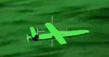 سقوط طائرة إسرائيلية بدون طيار فى غزة والسكان يتحفظون عليها.. فيديو سقوط طائرة إسرائيلية بدون طيار فى غزة والسكان يتحفظون عليها.. فيديو