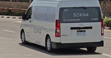 جثمان الفنان سيد صادق يصل مسجد الشرطة لأداء الصلاة الجنازة