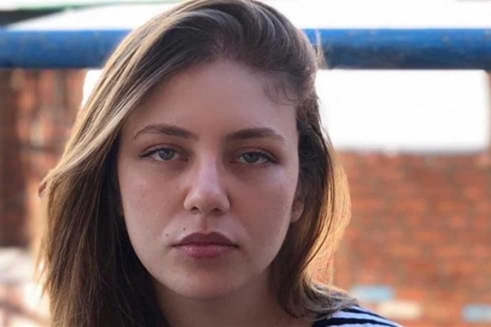 بدأت موديل ولم تكمل تعليمها.. 10 معلومات عن رحمة حسن بعد إصابتها بالصلع