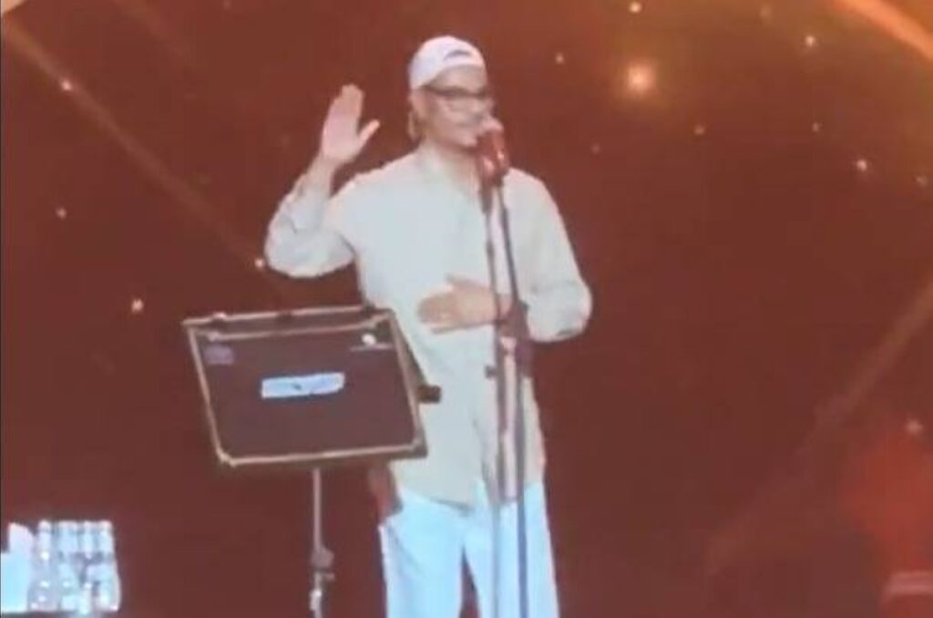 فيديو: رابح صقر يغادر حفلة الرياض بسبب عارض صحي.. ماذا قال لجمهوره من على متن الطائرة؟ - أخبار السعودية