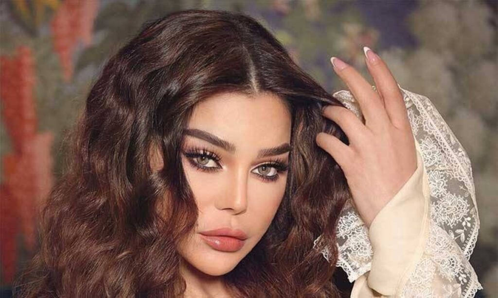هيفاء وهبي بين ألبوم ضخم وجولات عالمية - أخبار السعودية