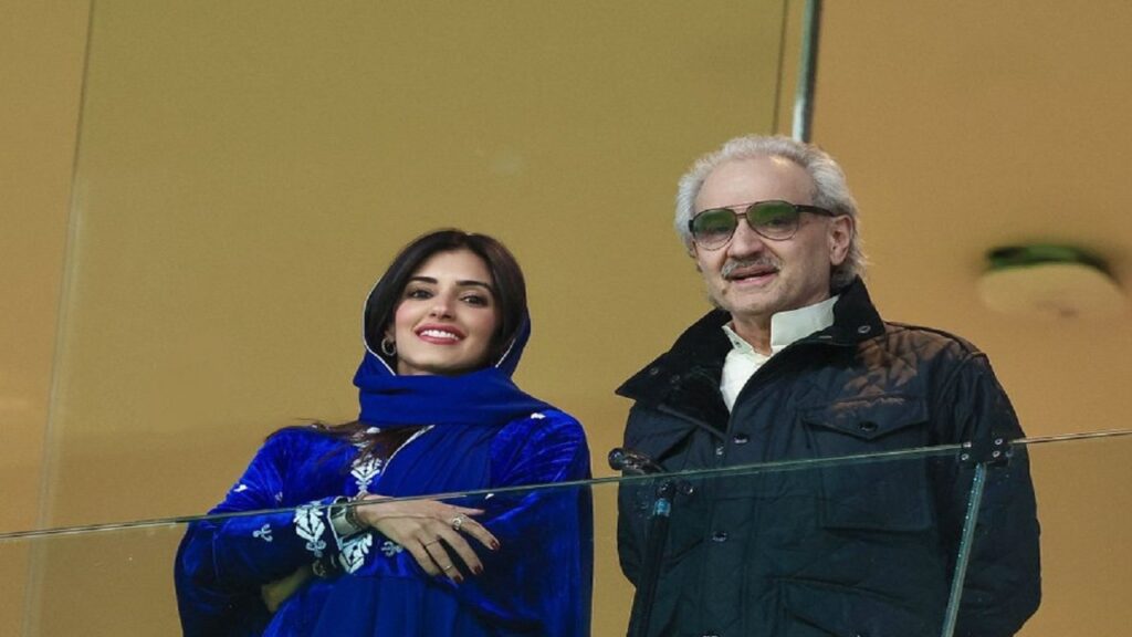 خبير سيبراني: هاتفك الذكي قد يتحول إلى أداة اختراق دون أن تدري! .. فيديو