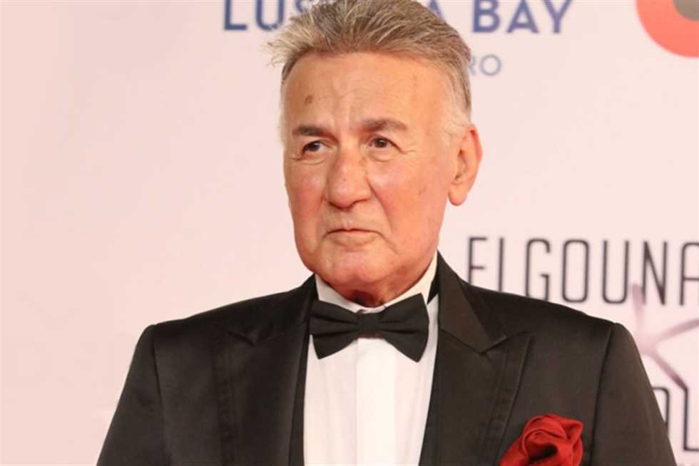 في ذكري ميلاد عزت أبوعوف.. الدور الأقرب لقلبه والعمل الذي افتخر به في ذكري ميلاد عزت أبوعوف.. الدور الأقرب لقلبه والعمل الذي افتخر به