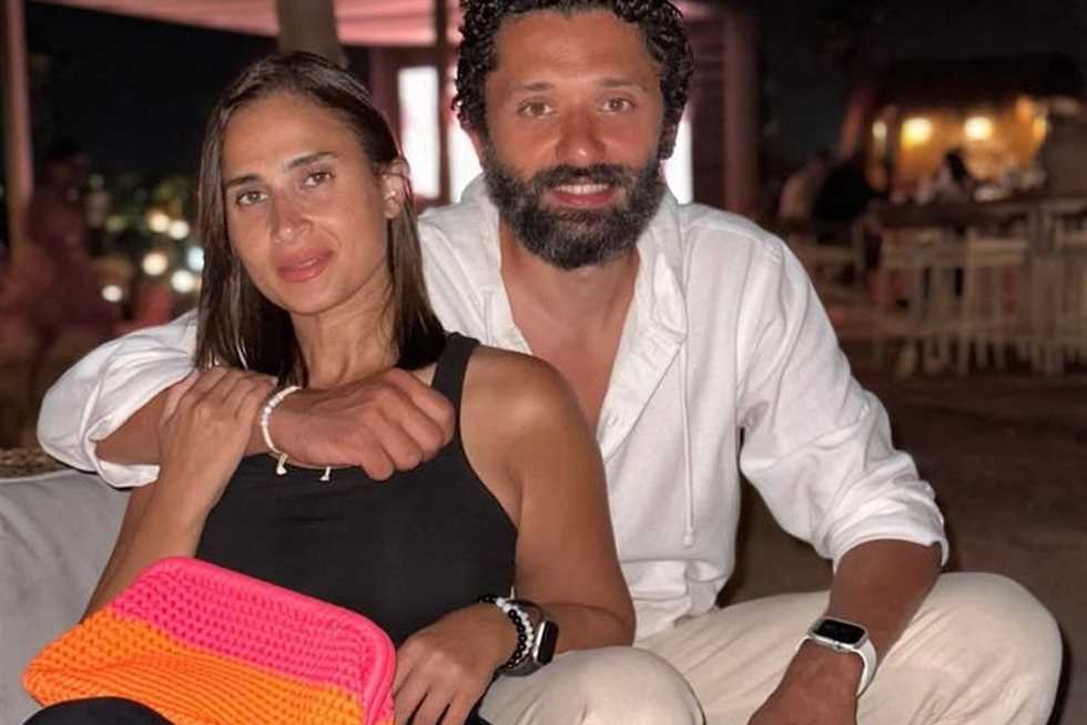 كندة كريم محمود عبدالعزيز لوالدتها على الهواء: أنا فخورة بيكي (فيديو) كندة كريم محمود عبدالعزيز لوالدتها على الهواء: أنا فخورة بيكي (فيديو)